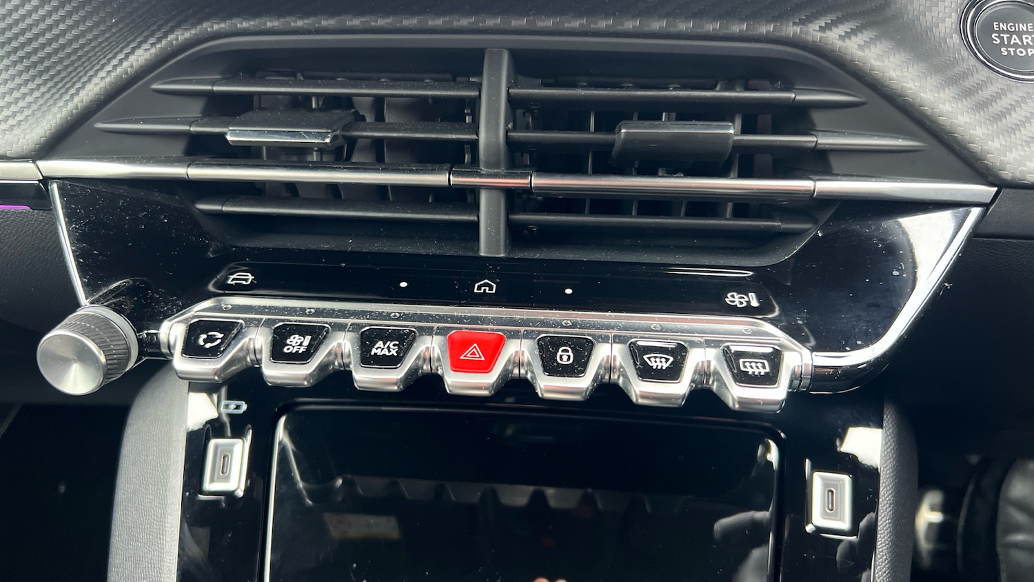 Used Peugeot 2008 2024 for sale - 76979316: Photo 26