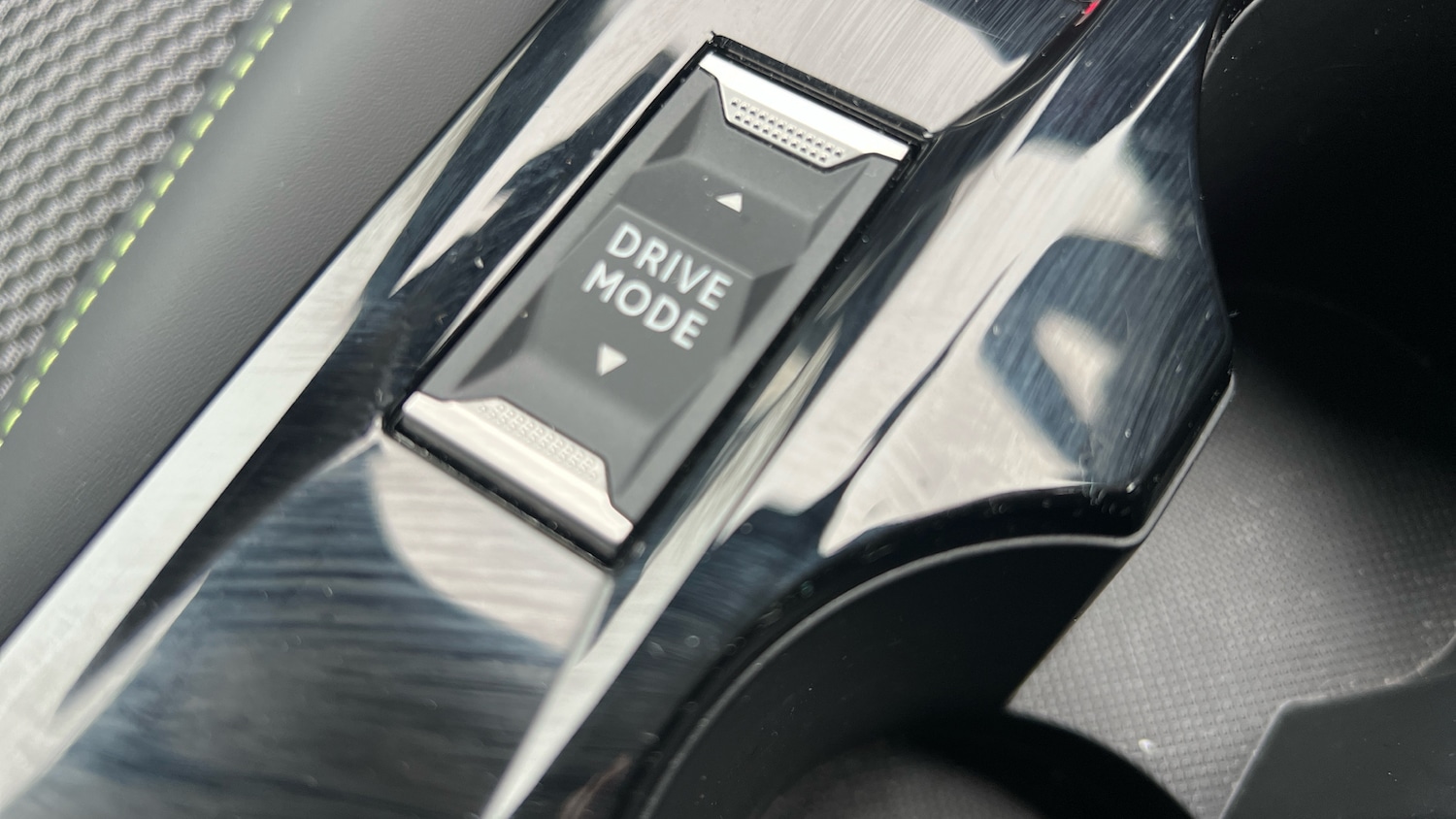 Used Peugeot 2008 2024 for sale - 76979316: Photo 31