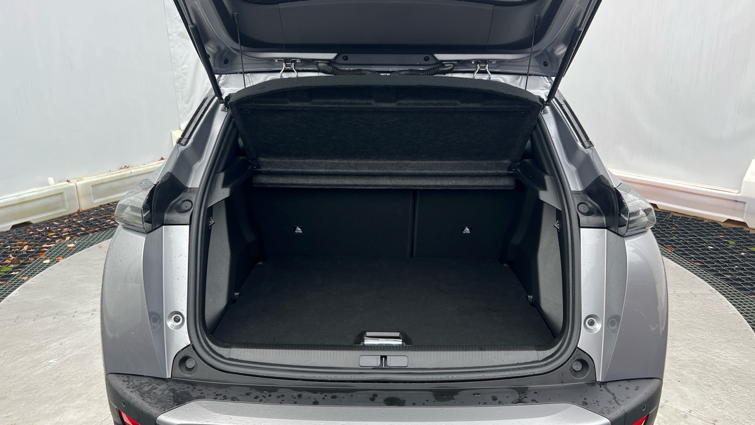 Used Peugeot 2008 2024 for sale - 76979316: Photo 4