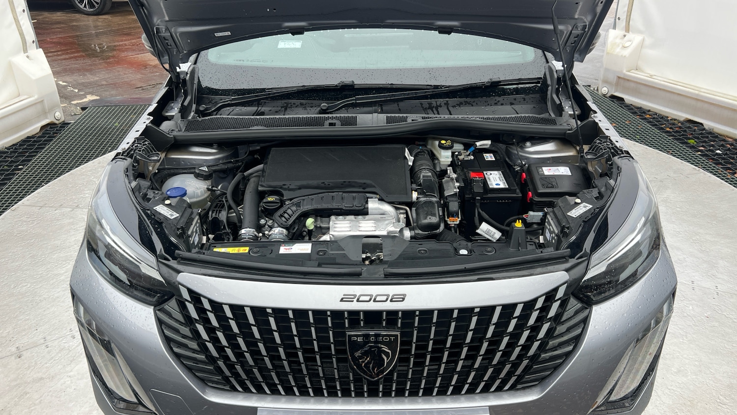 Used Peugeot 2008 2024 for sale - 76979316: Photo 8