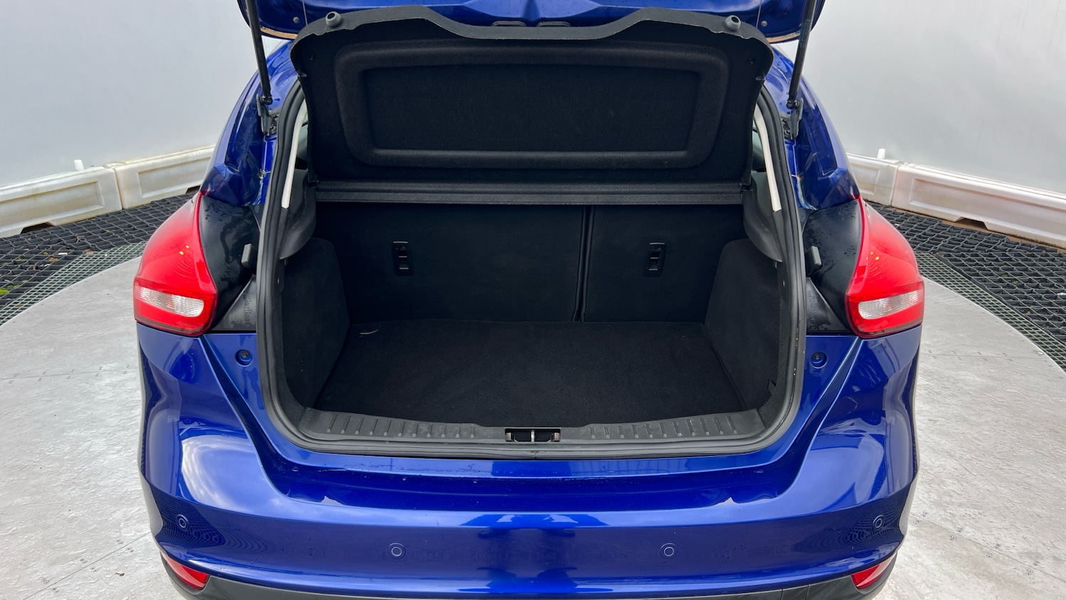 Used Ford Focus 2016 for sale - 76541688: Photo 4