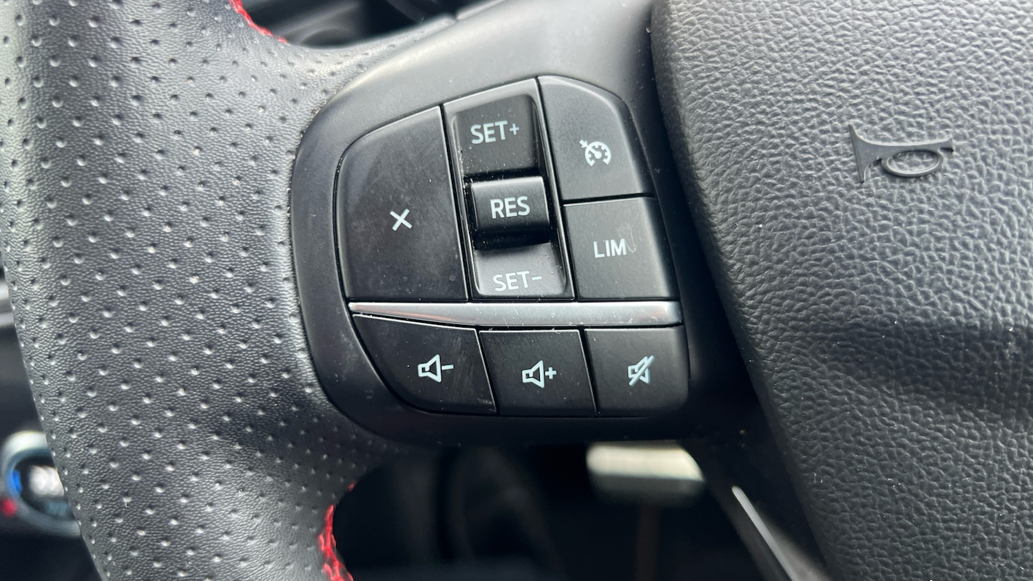 Used Ford Kuga 2022 for sale - 76344593: Photo 35