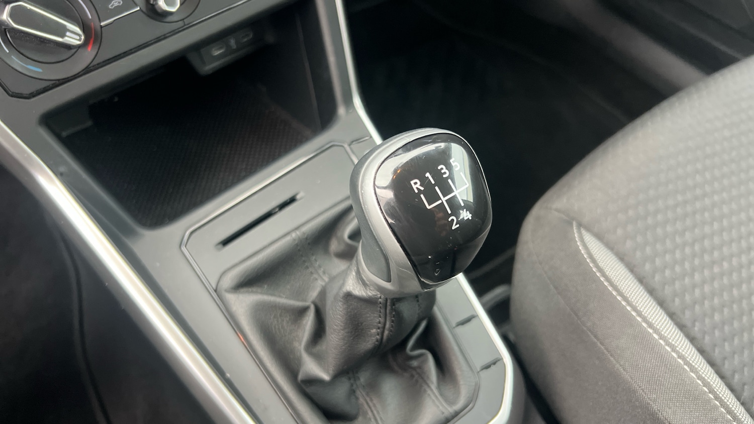 Used Volkswagen Polo 2024 for sale - 76808056: Photo 13