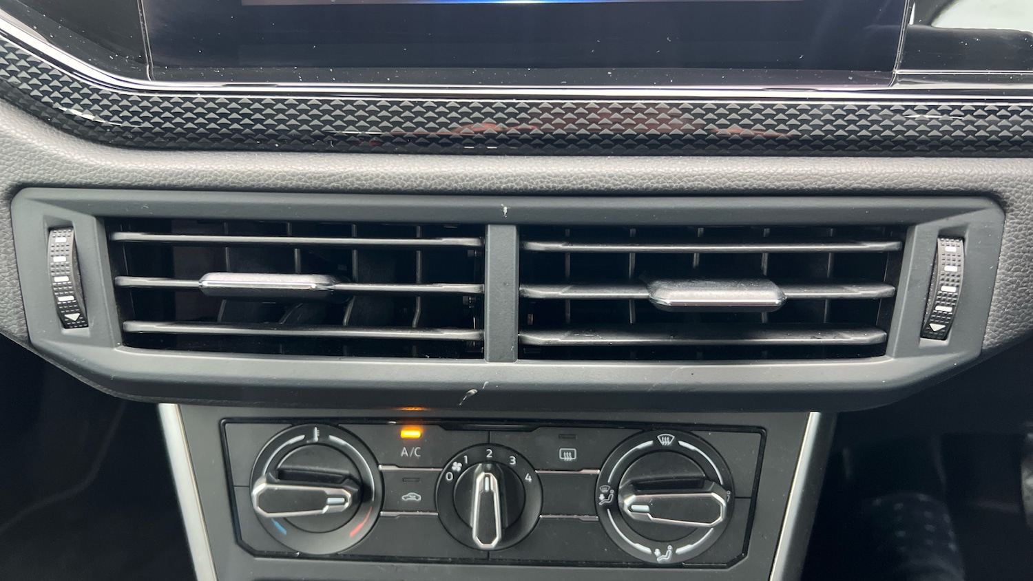 Used Volkswagen Polo 2024 for sale - 76808056: Photo 26