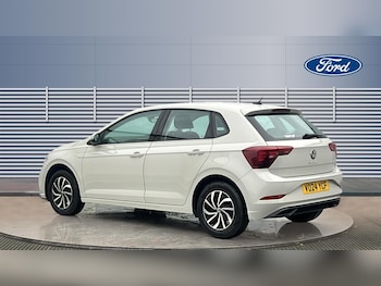 Used Volkswagen Polo 2024 for sale - 76808056: Photo