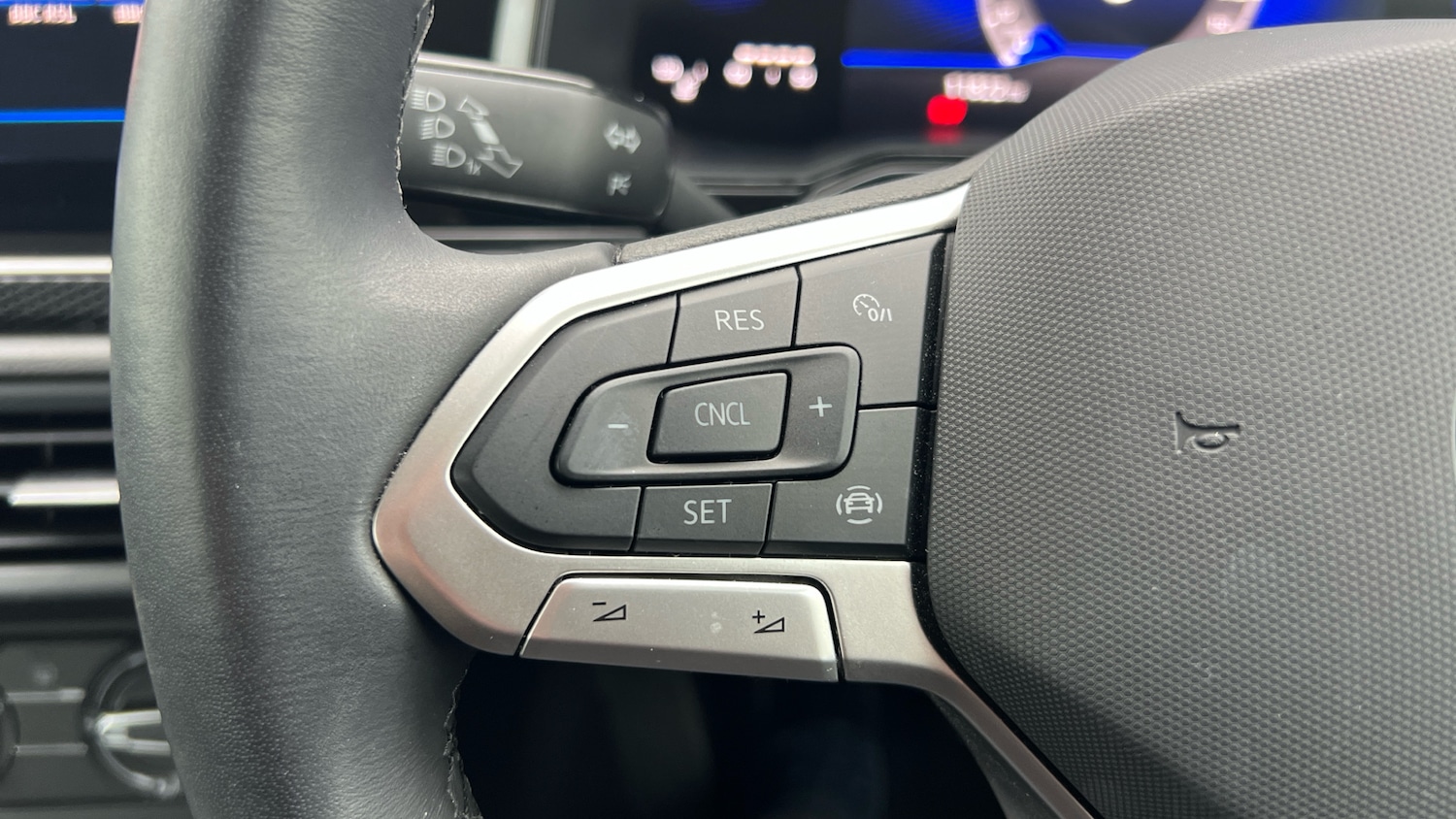 Used Volkswagen Polo 2024 for sale - 76808056: Photo 32