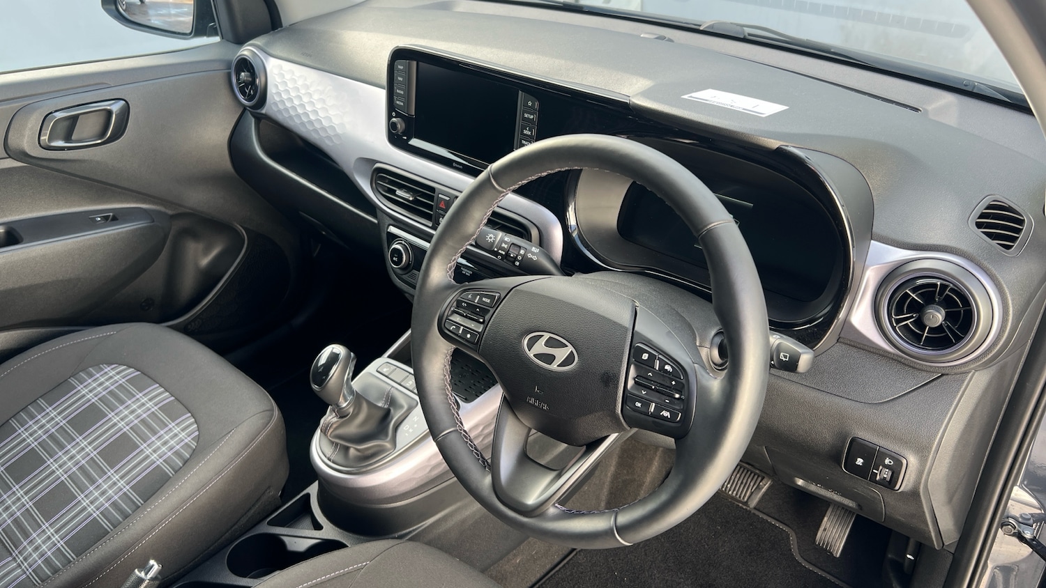 Used Hyundai i10 2024 for sale - 77404458: Photo 11