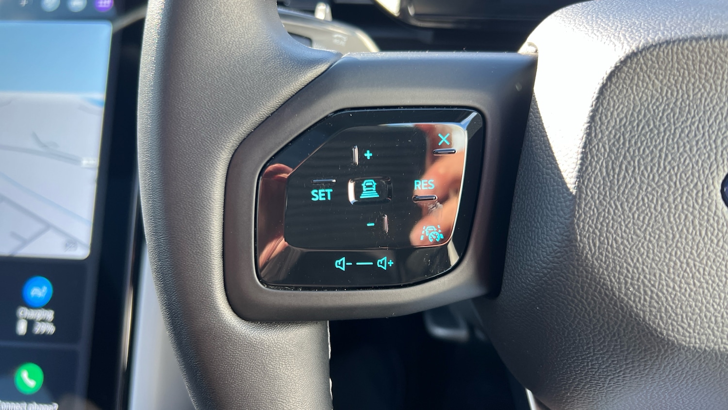 Used Ford Explorer 2025 for sale - 77570568: Photo 32