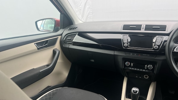 Used Skoda Fabia 2016 for sale - 76289097: Photo 14