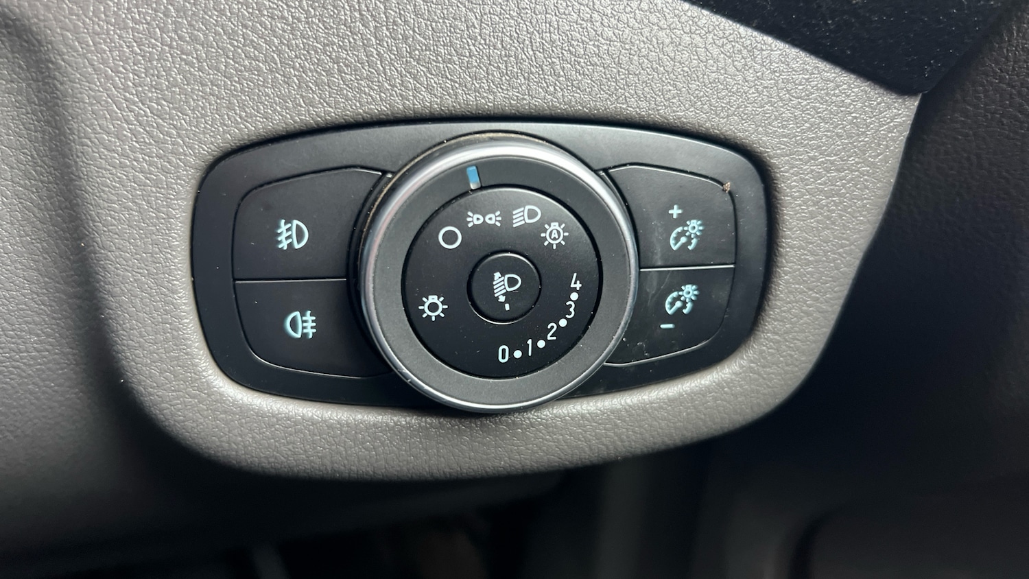 Used Ford Transit Connect 2023 for sale - 77324375: Photo 33