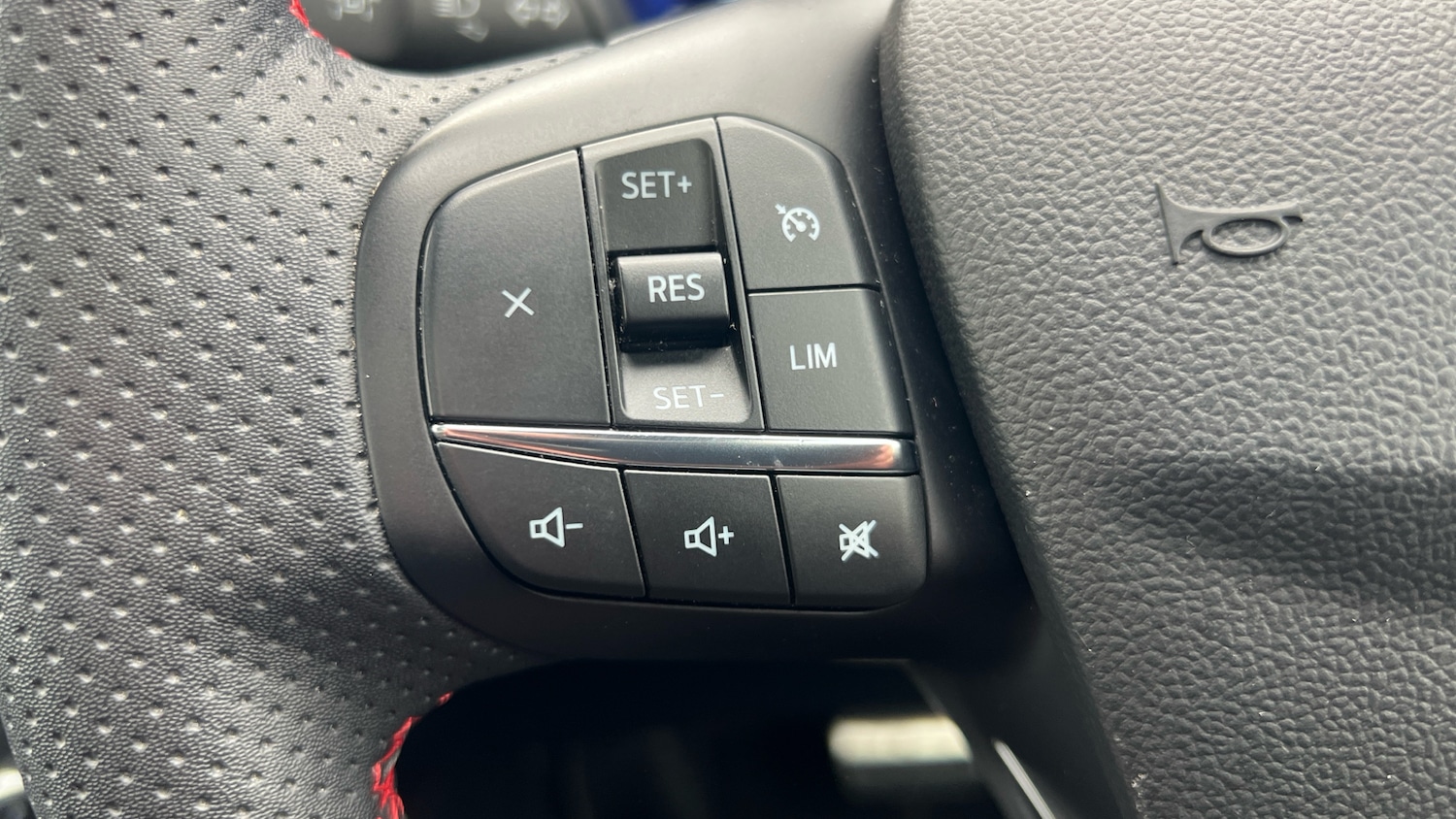 Used Ford Kuga 2023 for sale - 77543546: Photo 37