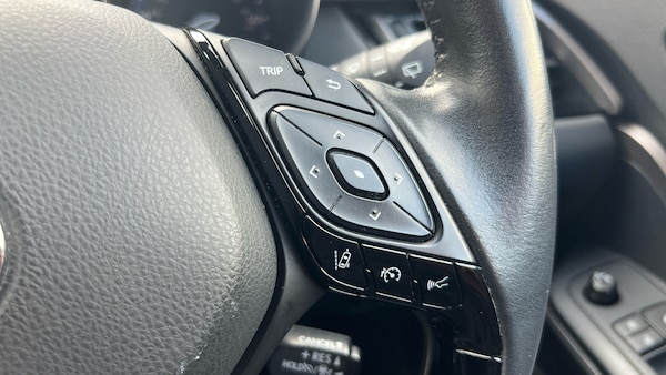 Used Toyota C-HR 2022 for sale - 76209234: Photo 32