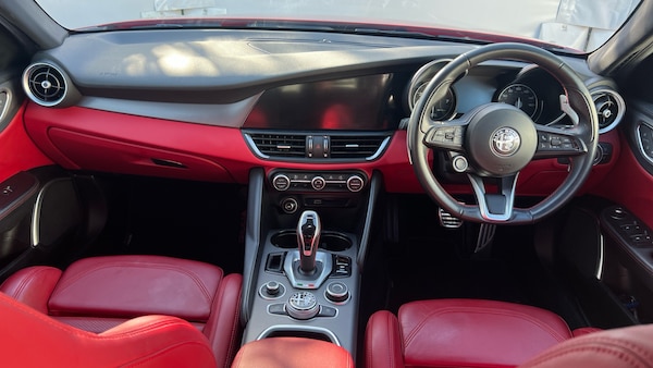 Used Alfa Romeo Giulia 2021 for sale - 76184285: Photo 10