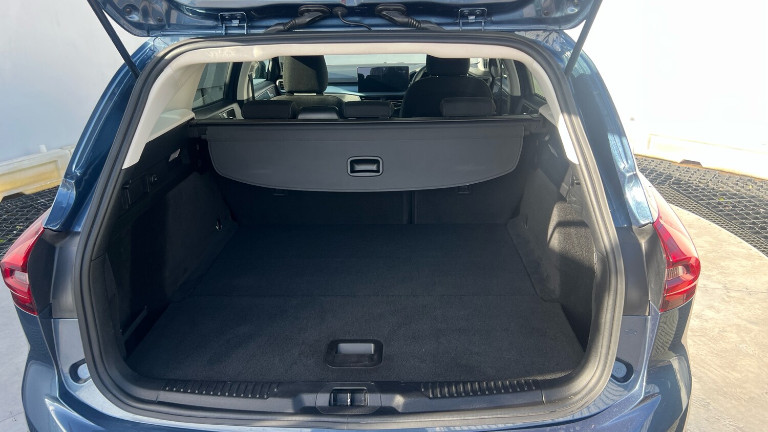 Used Ford Focus 2024 for sale - 77817879: Photo 4