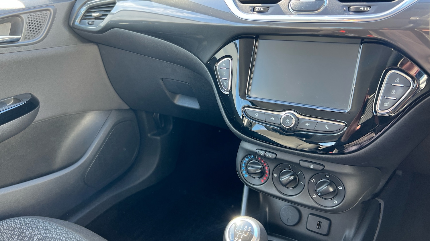 Used Vauxhall Corsa 2017 for sale - 77917649: Photo 14