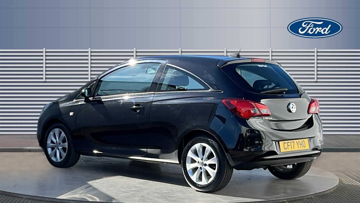 Used Vauxhall Corsa 2017 for sale - 77917649: Photo 2