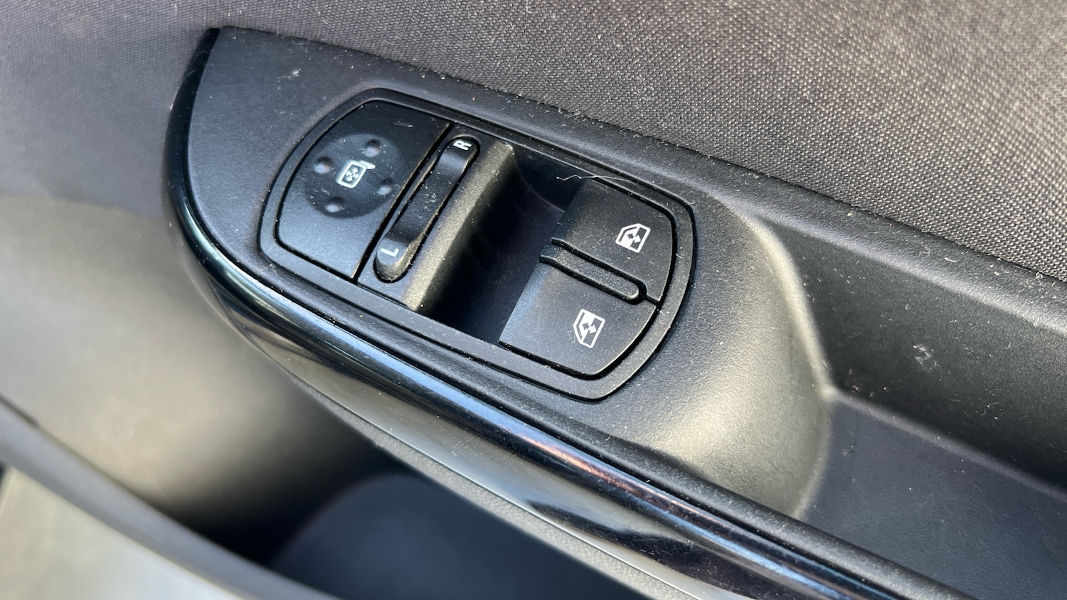 Used Vauxhall Corsa 2017 for sale - 77917649: Photo 34