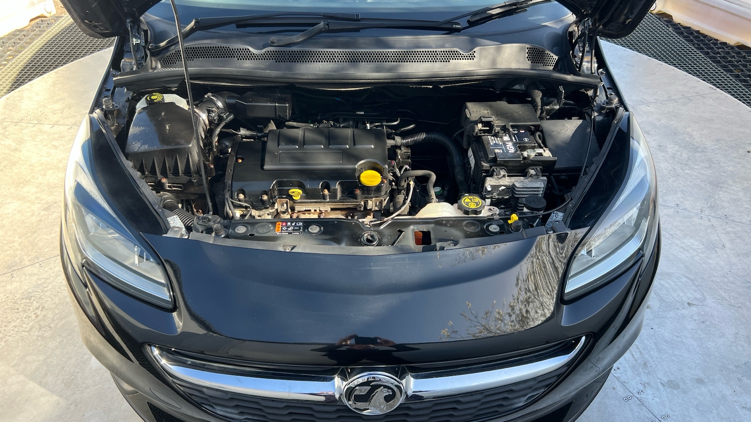 Used Vauxhall Corsa 2017 for sale - 77917649: Photo 8