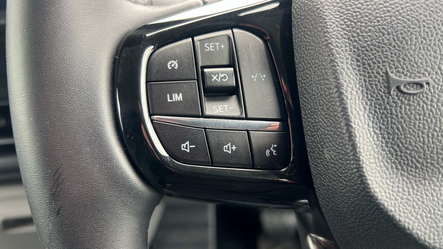 Used Ford Transit Custom 2025 for sale - 78094914: Photo 32