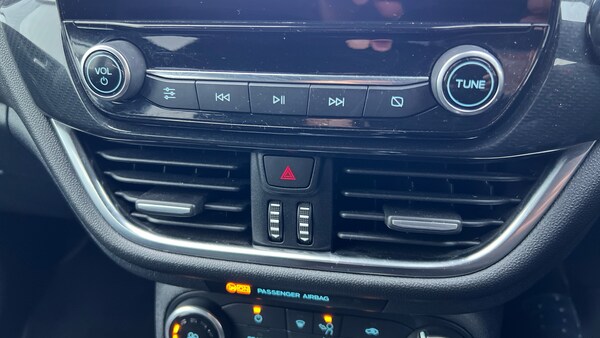 Used Ford Fiesta 2020 for sale - 76205980: Photo 27