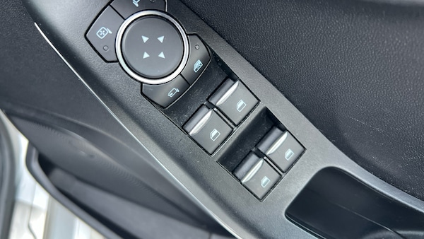 Used Ford Fiesta 2020 for sale - 76205980: Photo 38