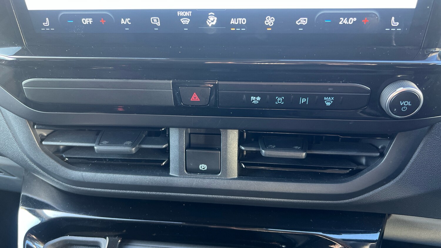 Used Ford Transit Custom 2024 for sale - 76650945: Photo 28