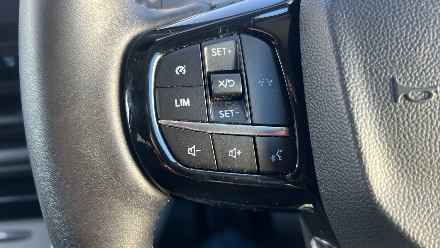 Used Ford Transit Custom 2024 for sale - 76650945: Photo 33