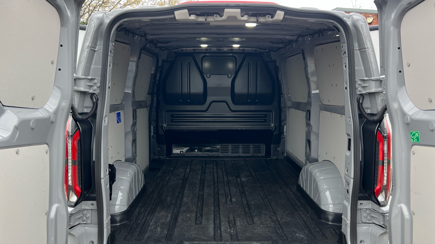 Used Ford Transit Custom 2025 for sale - 78092520: Photo 4