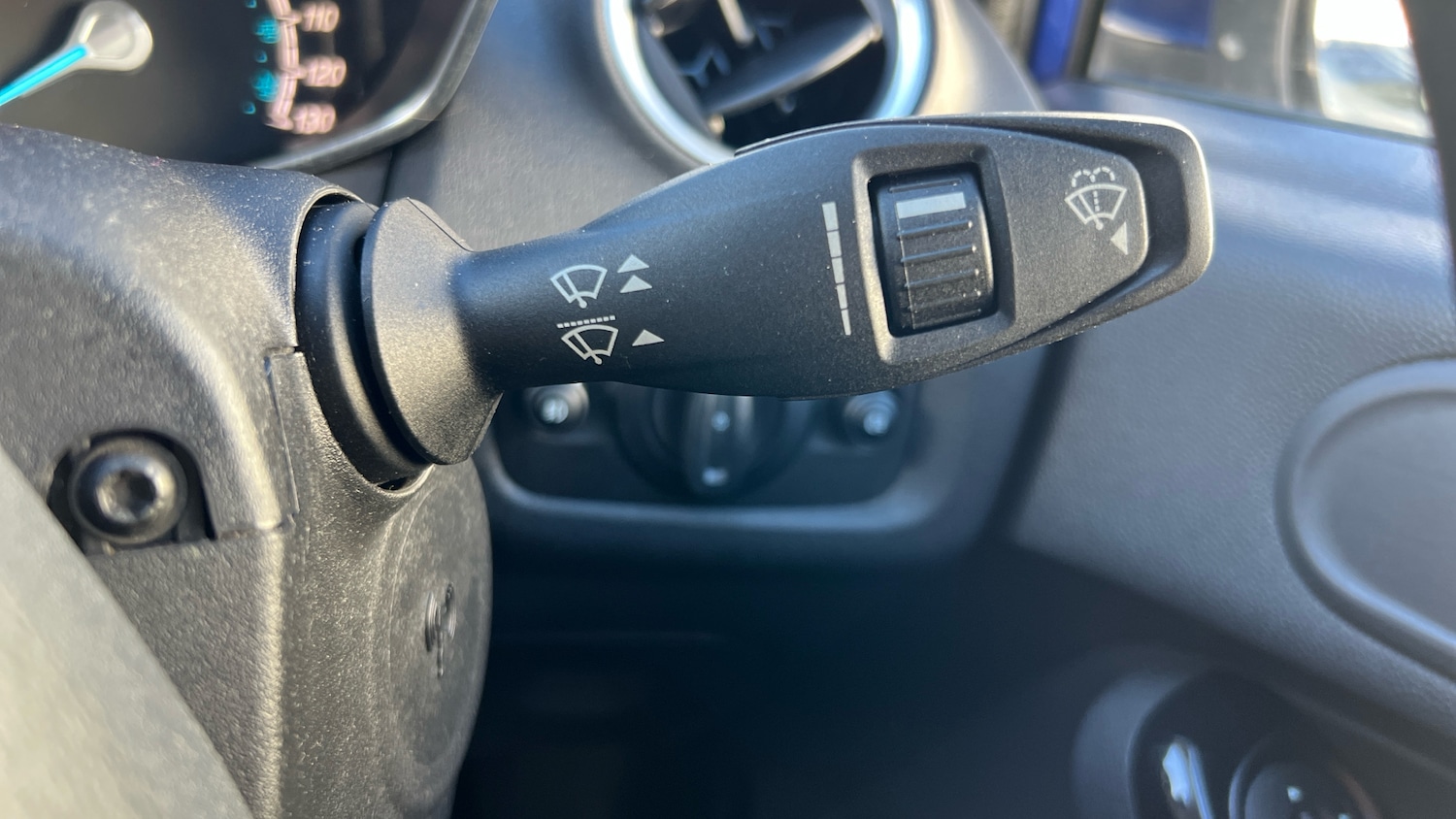 Used Ford Fiesta 2015 for sale - 76598871: Photo 31