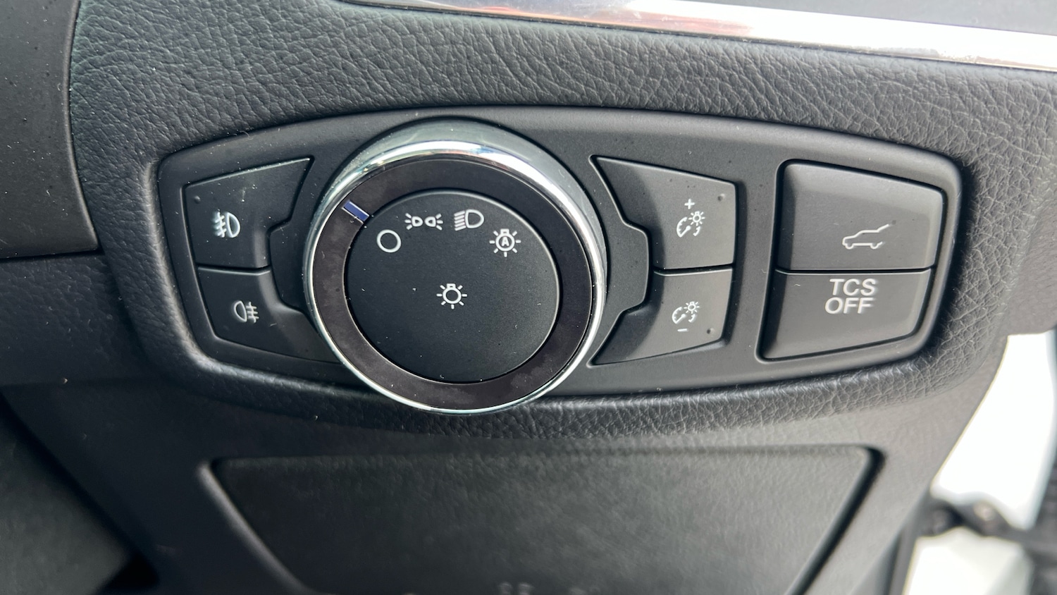 Used Ford Edge 2019 for sale - 77326705: Photo 43