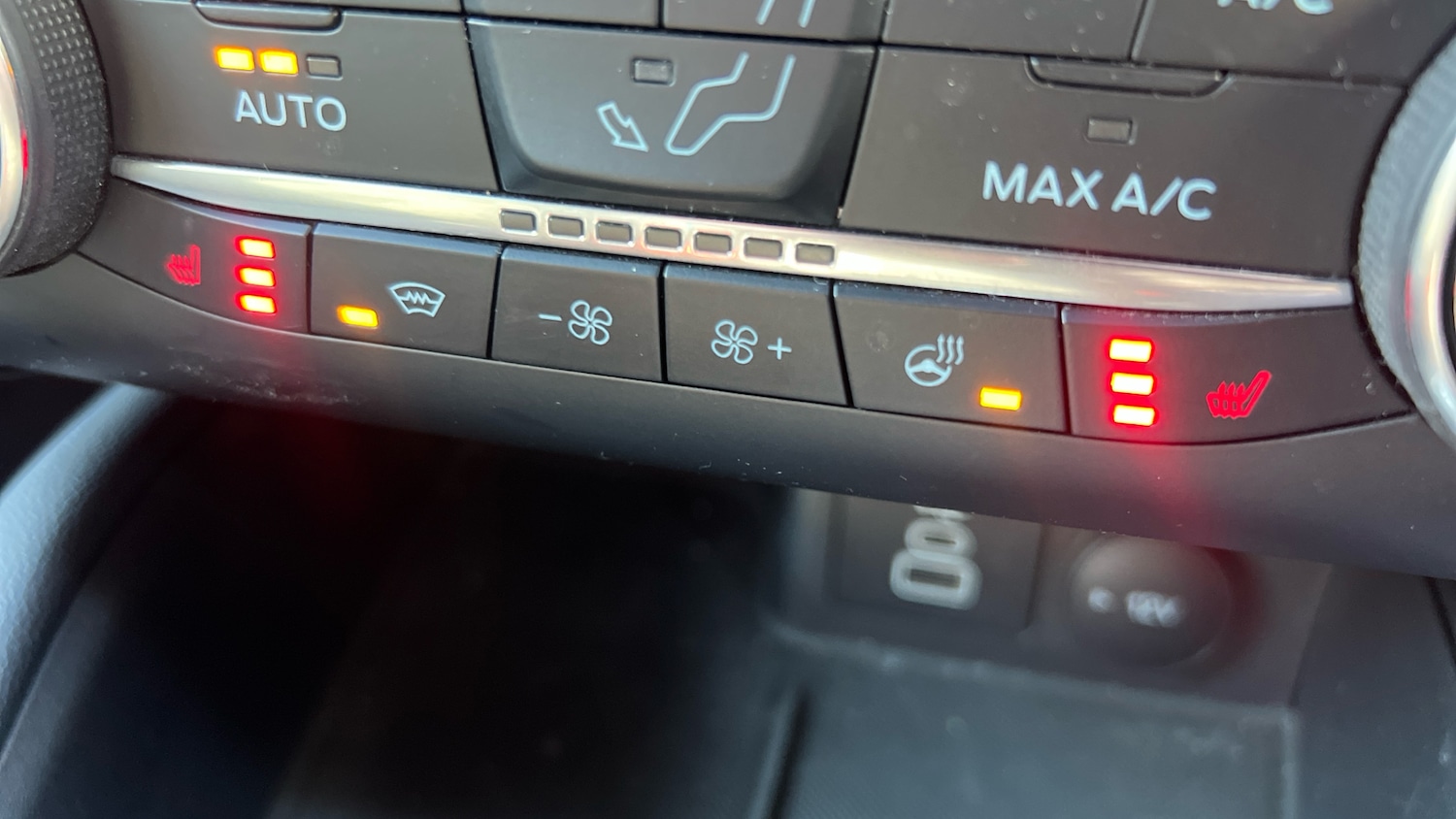 Used Ford Kuga 2023 for sale - 77931570: Photo 28