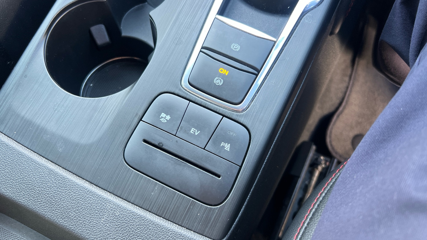 Used Ford Kuga 2023 for sale - 77931570: Photo 30