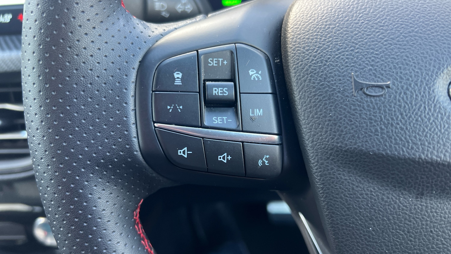 Used Ford Kuga 2024 for sale - 76640794: Photo 35