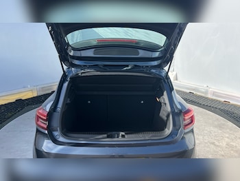 Used Renault Clio 2022 for sale - 77915859: Photo