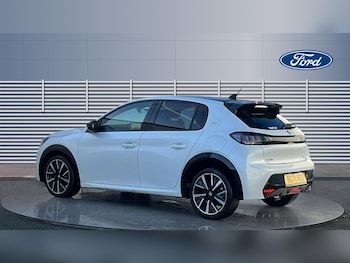 Used Peugeot 208 2021 for sale - 77222894: Photo