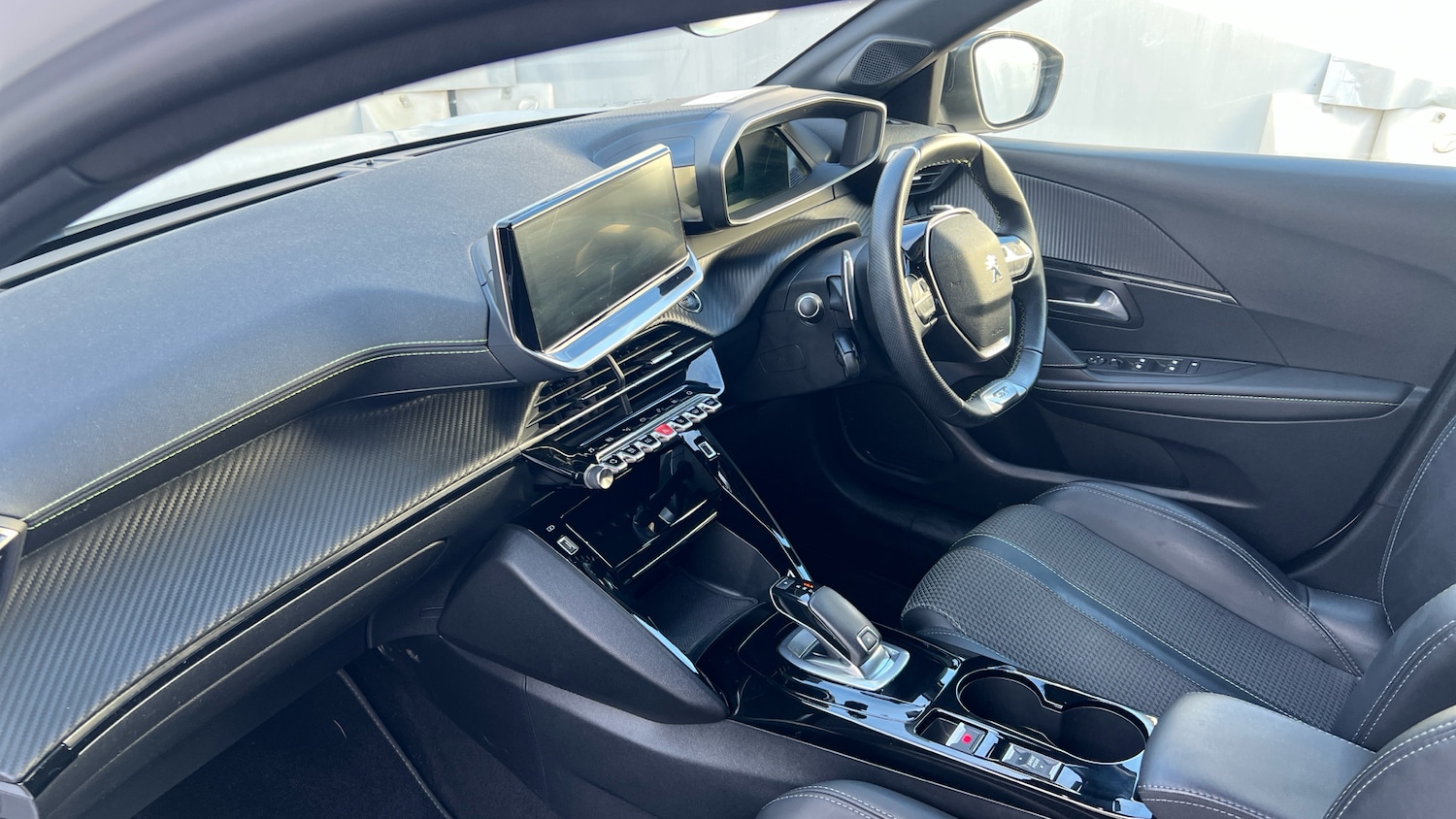 Used Peugeot 208 2021 for sale - 77222894: Photo 9