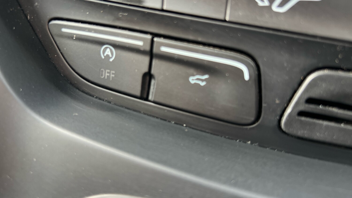 Used Ford Kuga 2018 for sale - 77379112: Photo 30