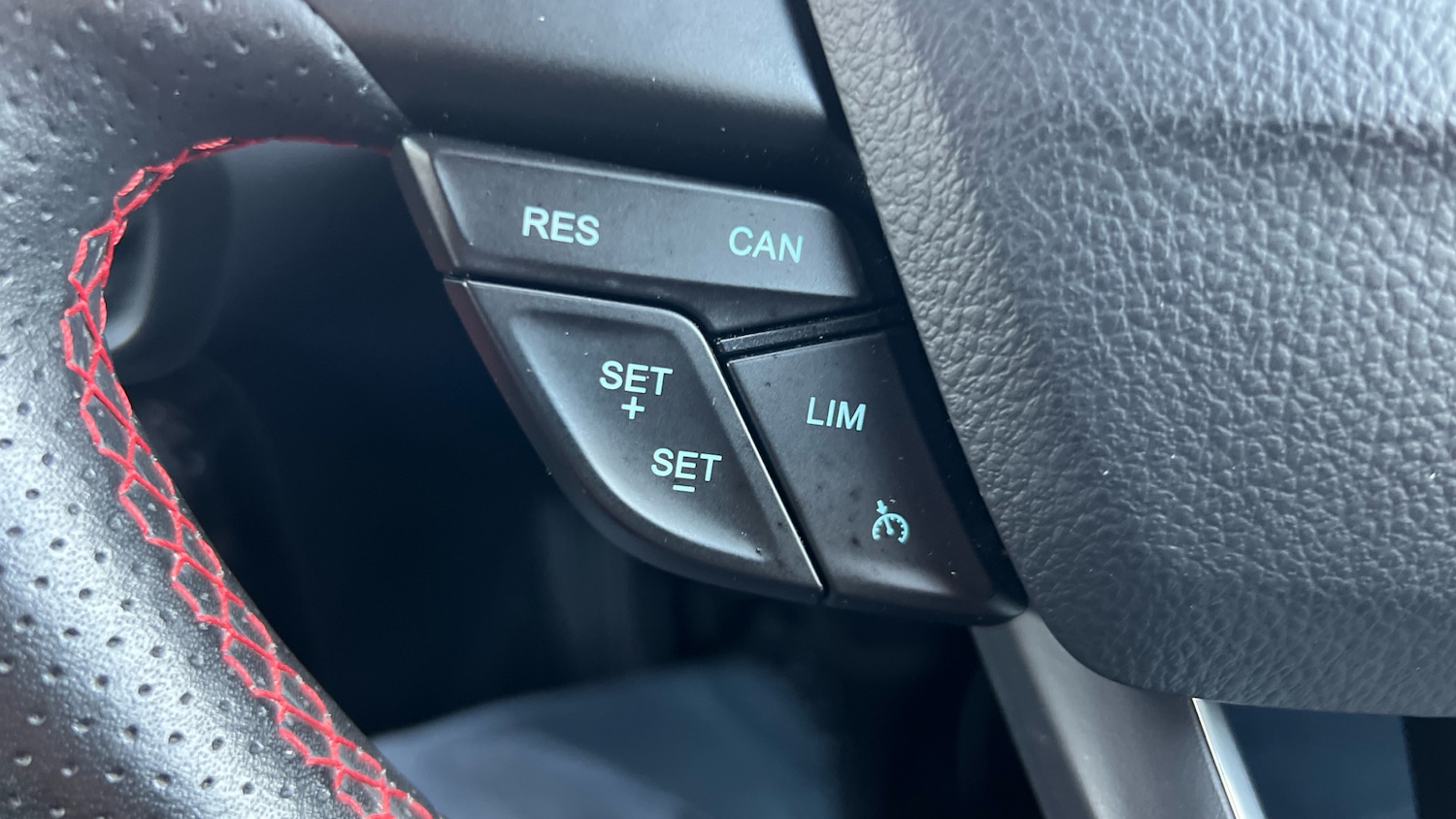 Used Ford Ecosport 2018 for sale - 76719200: Photo 34