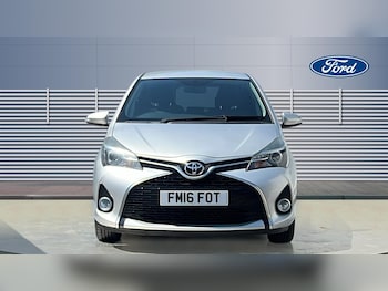 Used Toyota Yaris 2016 for sale - 79208301: Photo