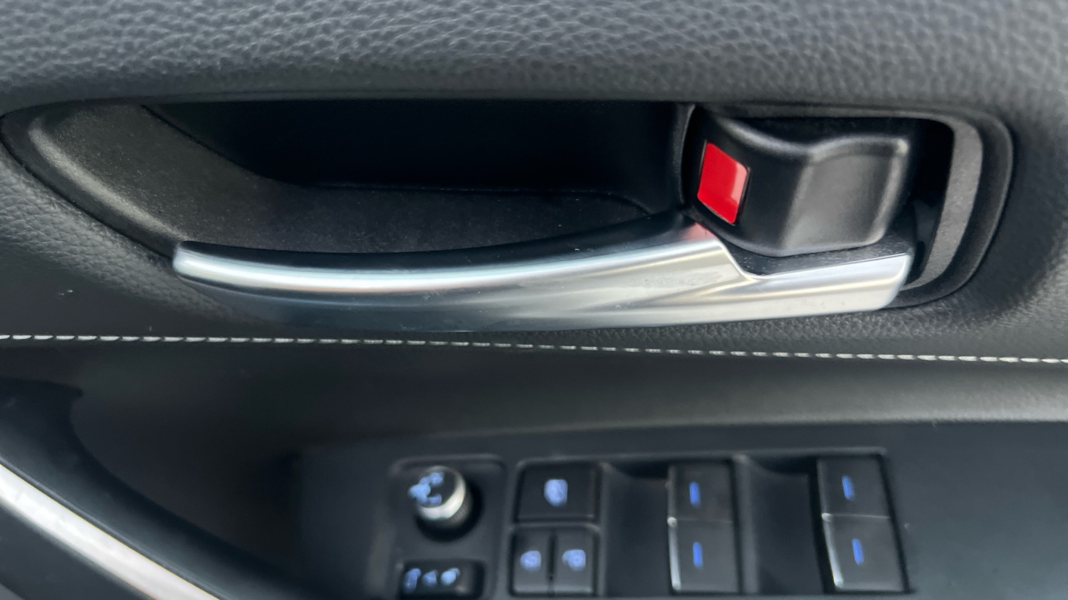 Used Toyota Corolla 2020 for sale - 76922354: Photo 36