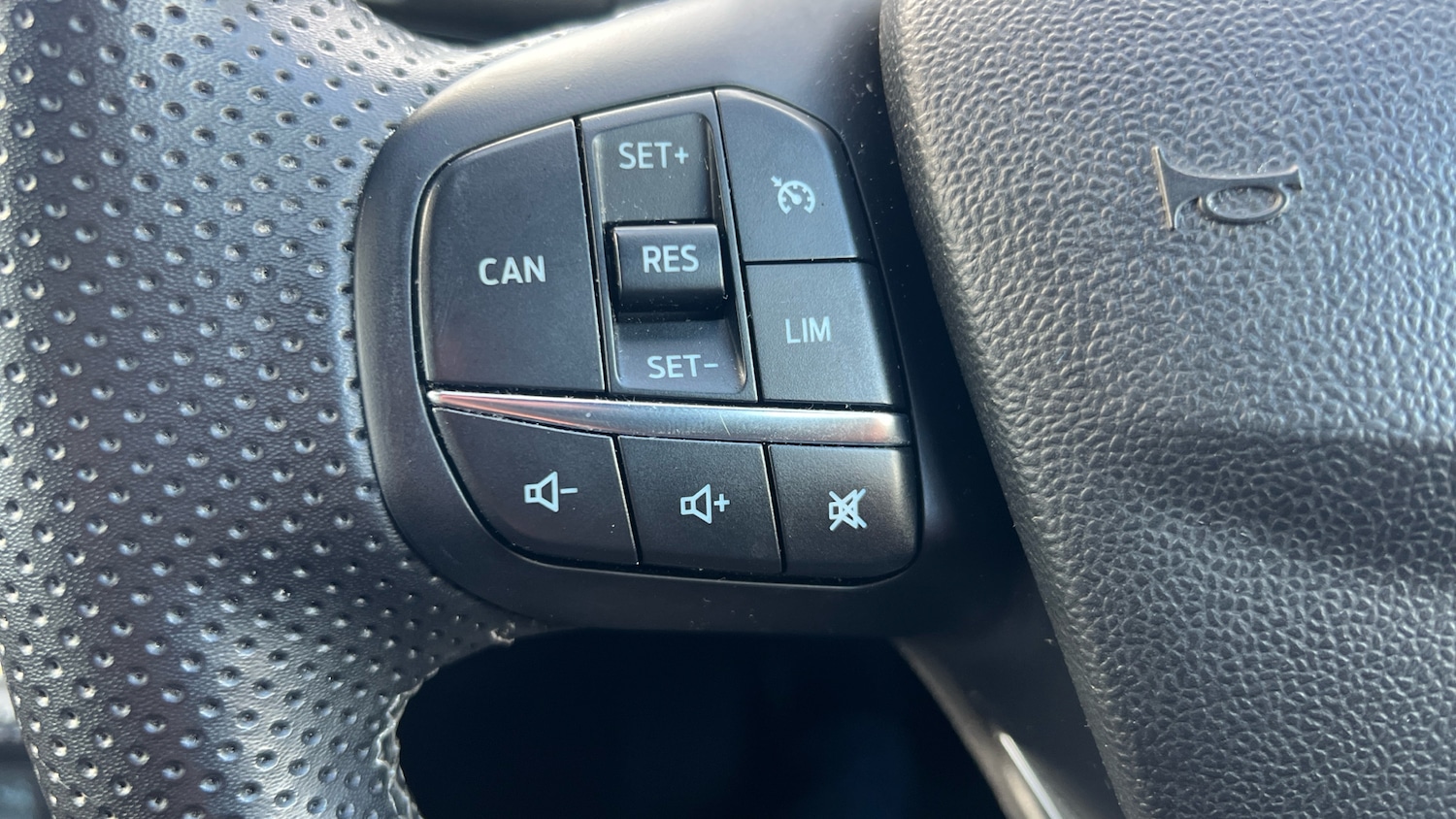 Used Ford Puma 2023 for sale - 77046181: Photo 35