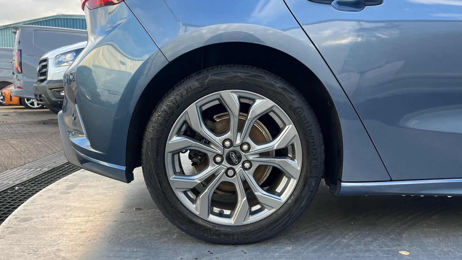 Used Ford Focus 2023 for sale - 76640790: Photo 7