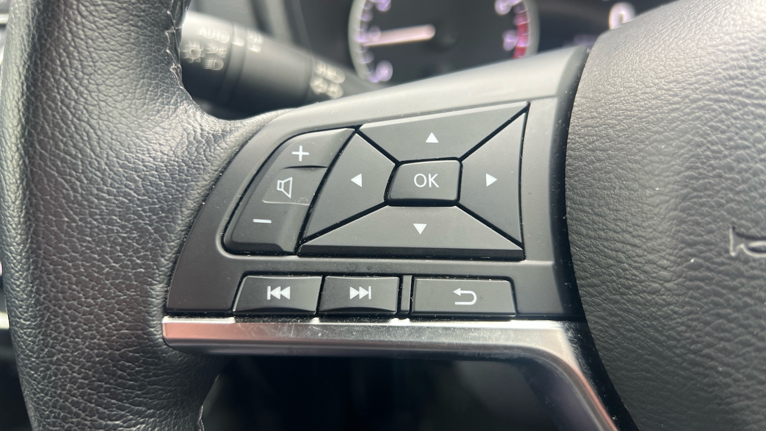 Used Nissan Juke 2023 for sale - 78042602: Photo 33