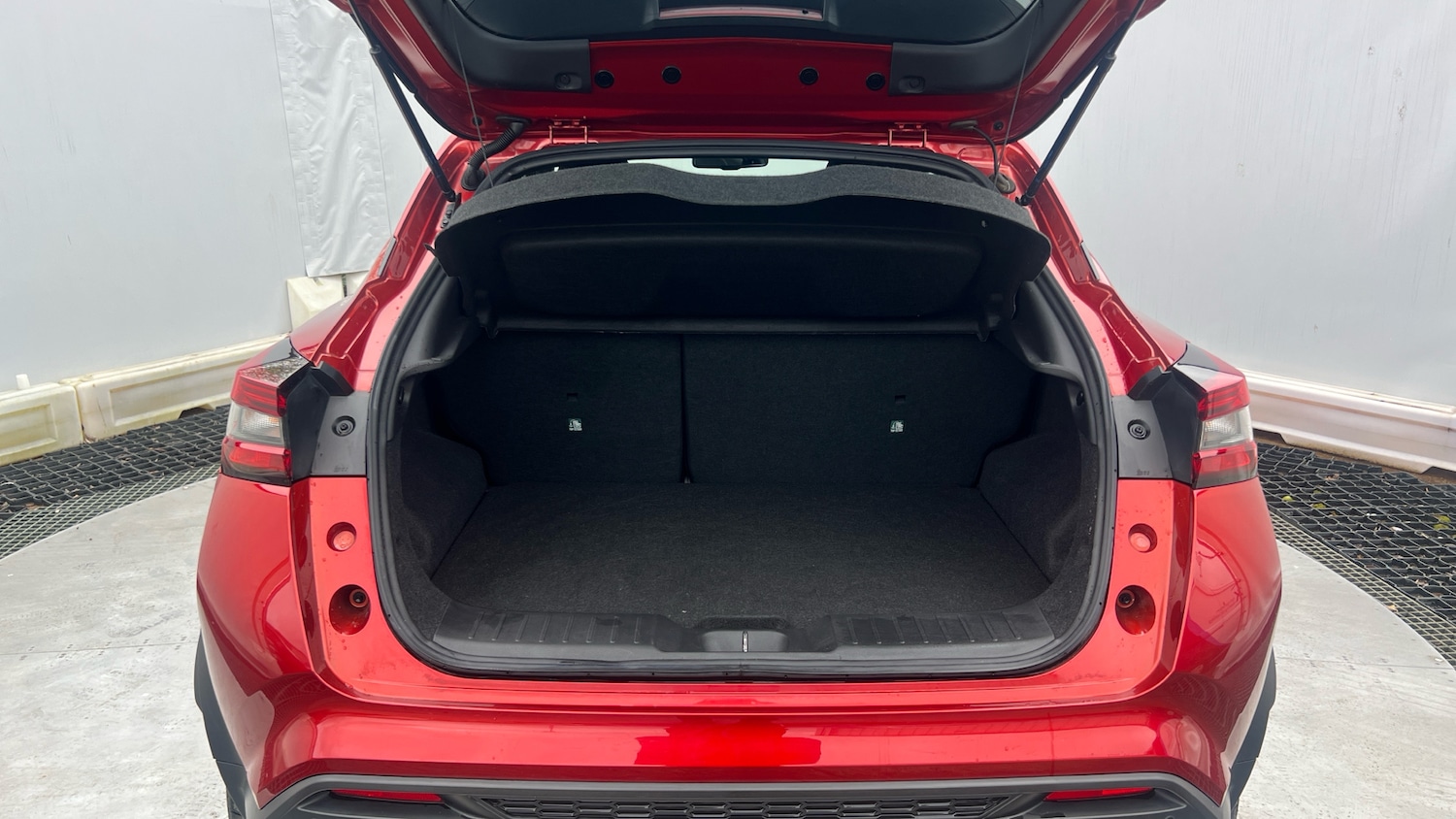 Used Nissan Juke 2023 for sale - 78042602: Photo 4