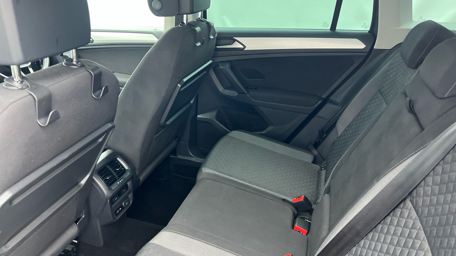 Used Volkswagen Tiguan 2020 for sale - 77404445: Photo 16