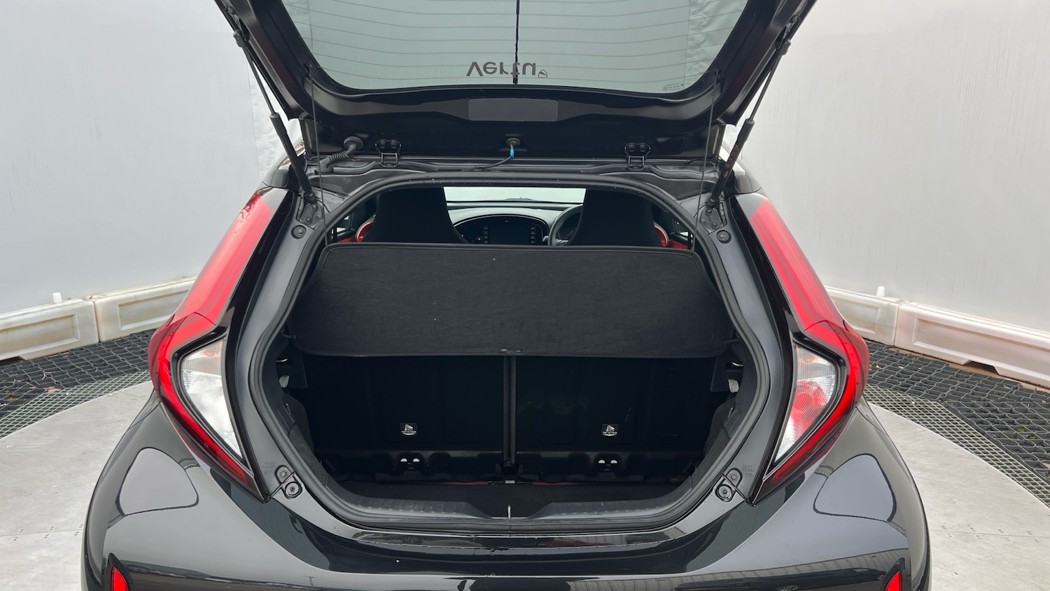 Used Toyota Aygo X 2023 for sale - 76710008: Photo 4