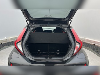 Used Toyota Aygo X 2023 for sale - 76710008: Photo