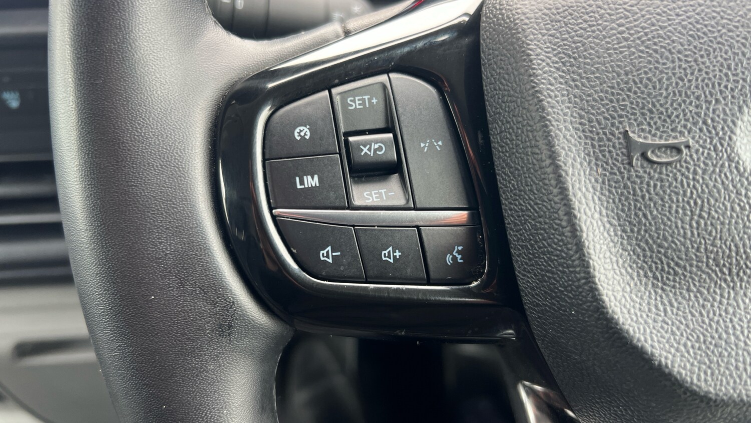 Used Ford Transit Custom 2024 for sale - 76253131: Photo 33