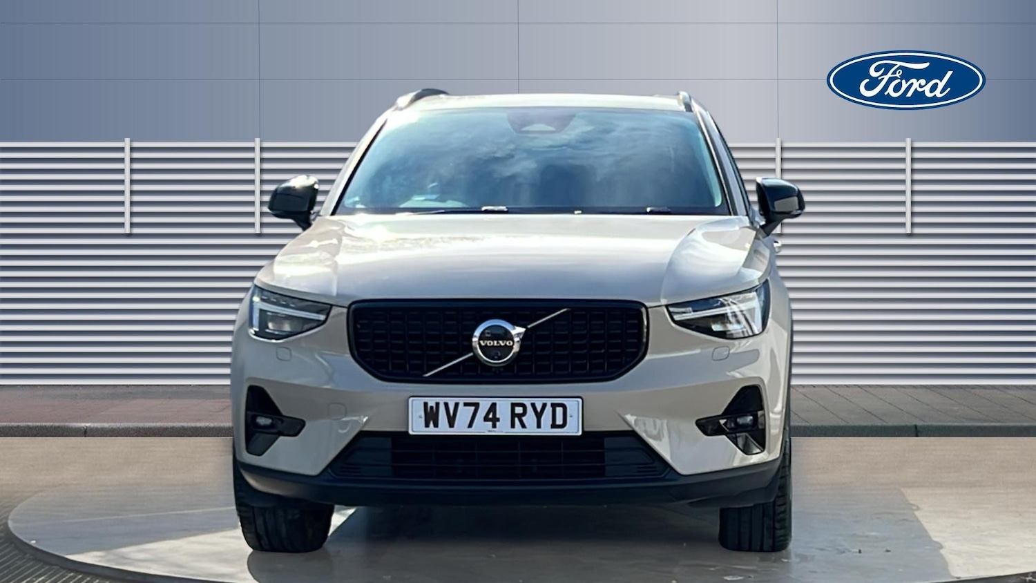 Used Volvo XC40 2024 for sale - 78149813: Photo 3