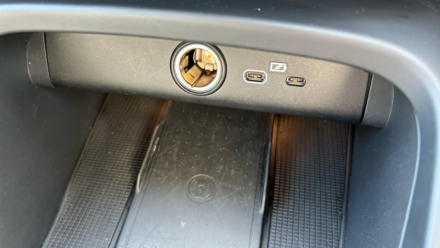 Used Volvo XC40 2024 for sale - 78149813: Photo 30